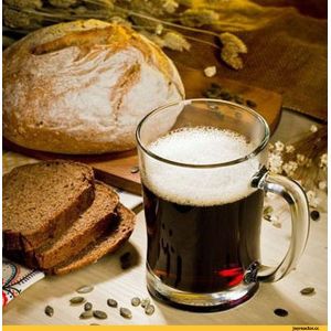 Хлеб ржано-пшеничный домашний бездрожжевой, квас домашний бездрожжевой